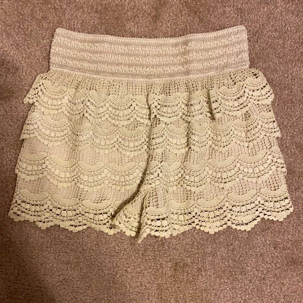 ❤️2 for $10 Lace Layered Summer Short - Picture 2 of 5